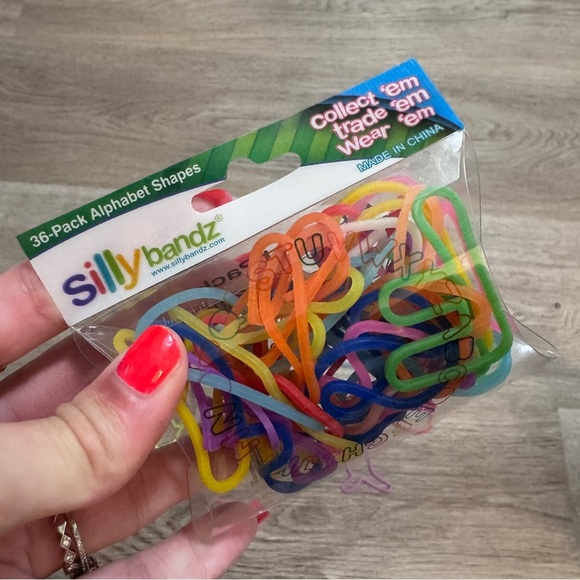 Silly Bandz Bracelet Assortment Letters Beach Bands - Picture 2 of 6